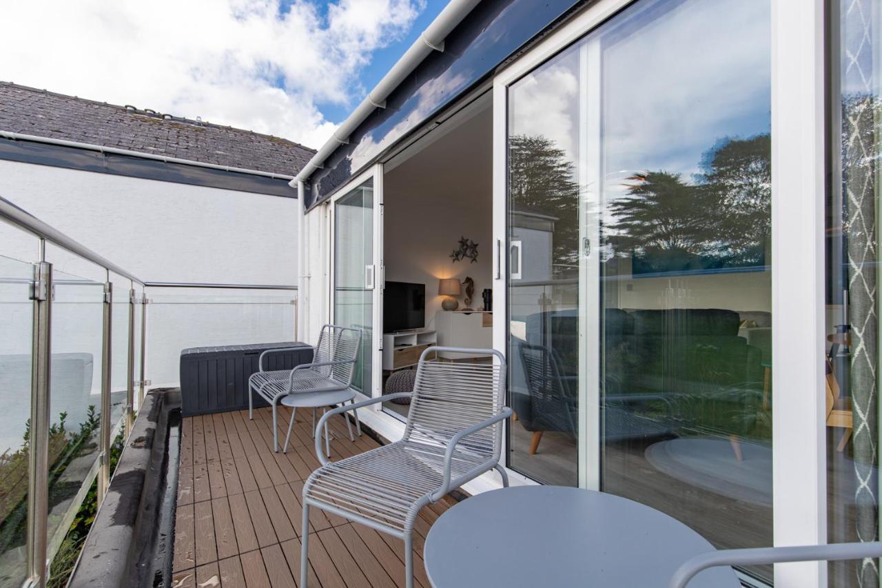 25 Coedrath Park - Sea Views From Balcony, Short Walk To Beach, Parking Saundersfoot Esterno foto