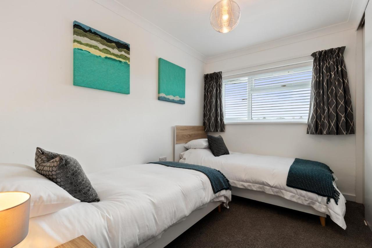25 Coedrath Park - Sea Views From Balcony, Short Walk To Beach, Parking Saundersfoot Esterno foto